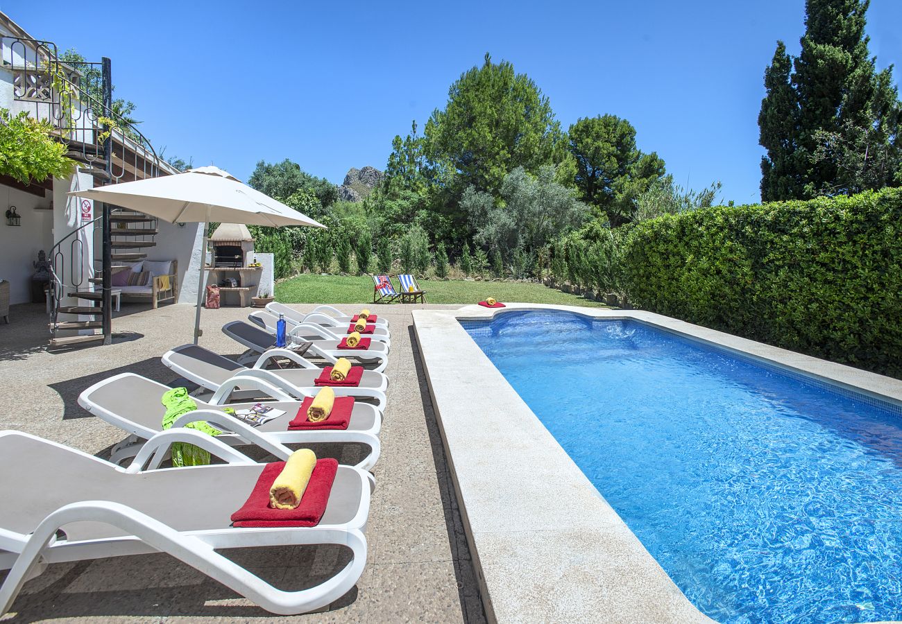 Villa in Puerto Pollensa - VILLA BOCORIS - 15 MIN WALK TO THE BEACH