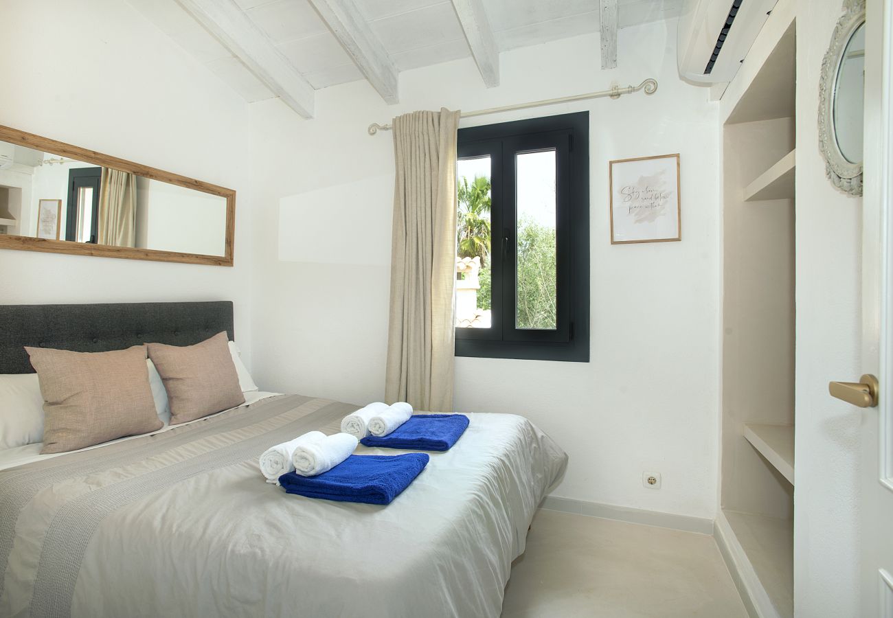 Villa in Puerto Pollensa - VILLA BOCORIS - 15 MIN WALK TO THE BEACH