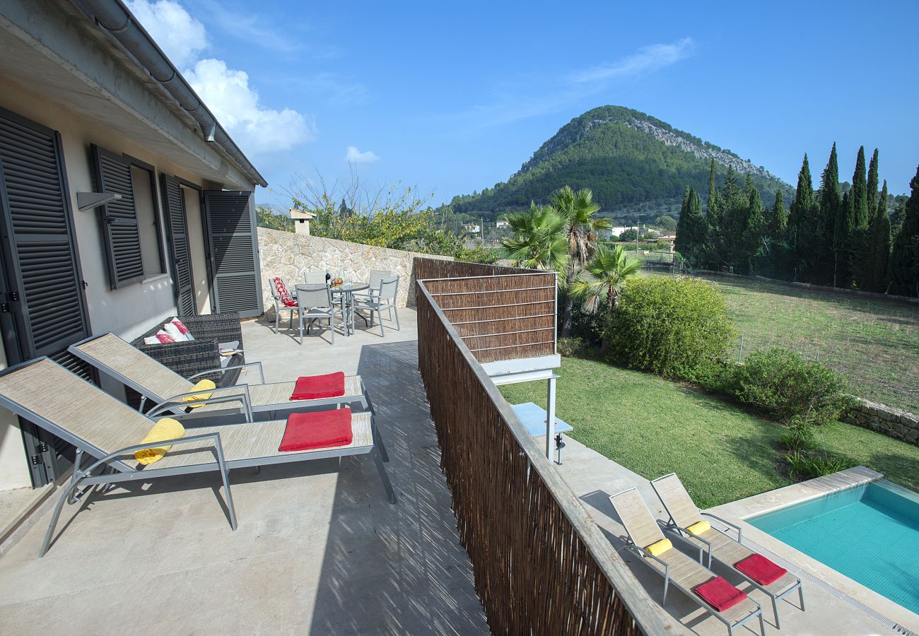 Villa in Pollensa - FINCA TEREU - LUXUSRÜCKZUG MIT BERGBLICK