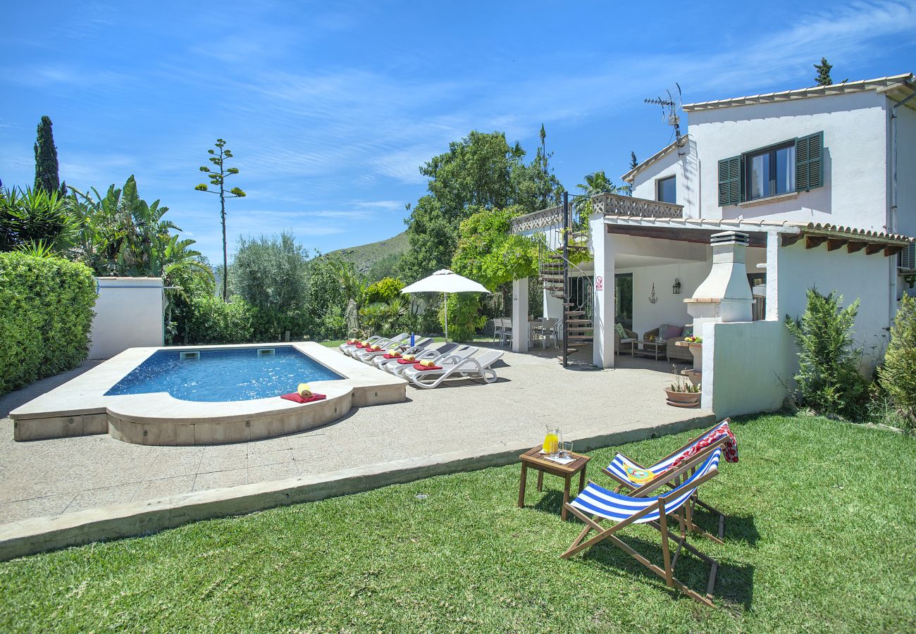 Villa in Puerto Pollensa - VILLA BOCORIS - 15 MIN WALK TO THE BEACH