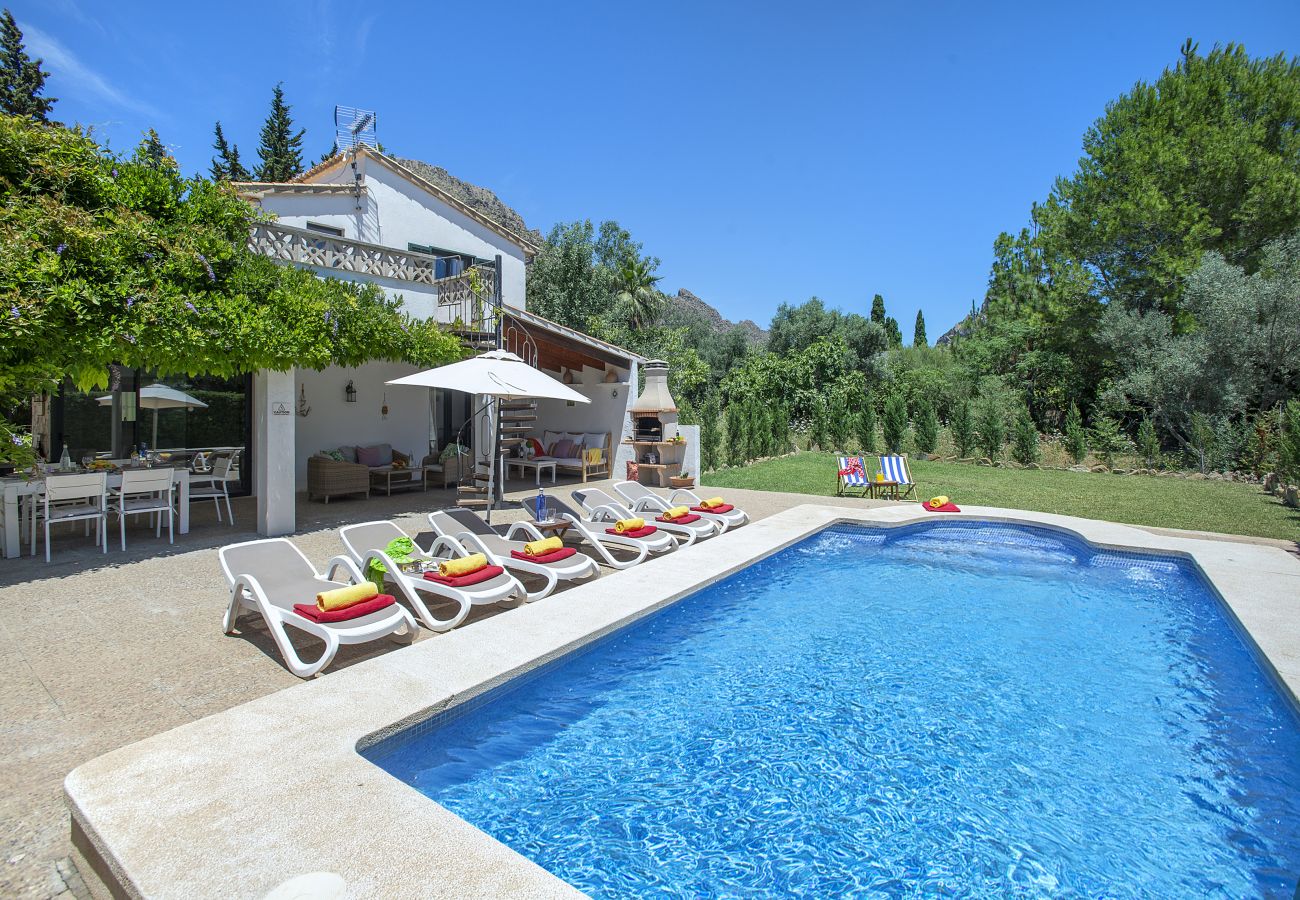 Villa in Puerto Pollensa - VILLA BOCORIS - 15 MIN WALK TO THE BEACH