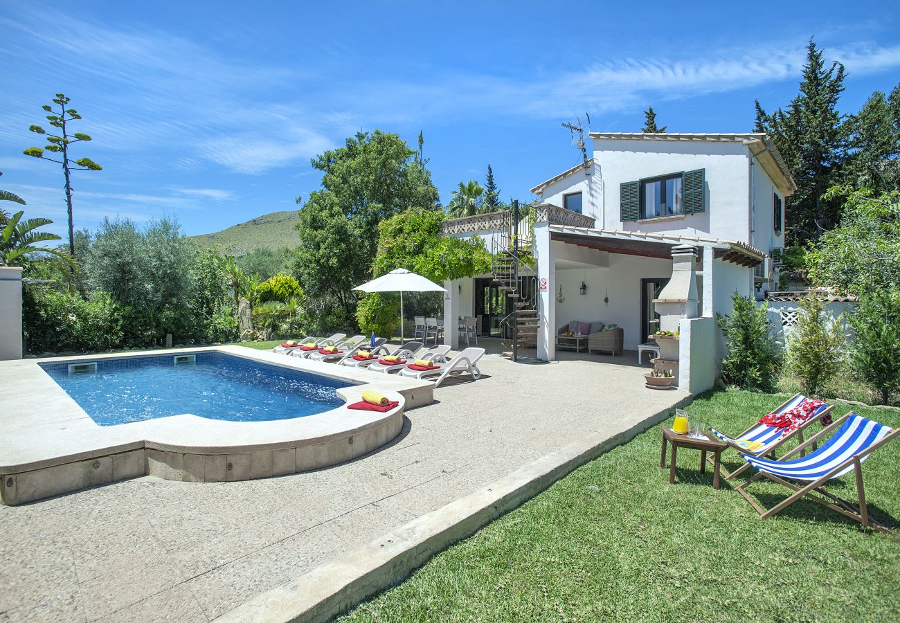 Villa in Puerto Pollensa - VILLA BOCORIS - 15 MIN WALK TO THE BEACH